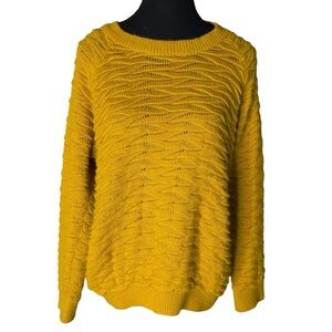 PULL & BEAR Mustard Yellow Knit Sweater Pullover Wave Textured Pattern Medium